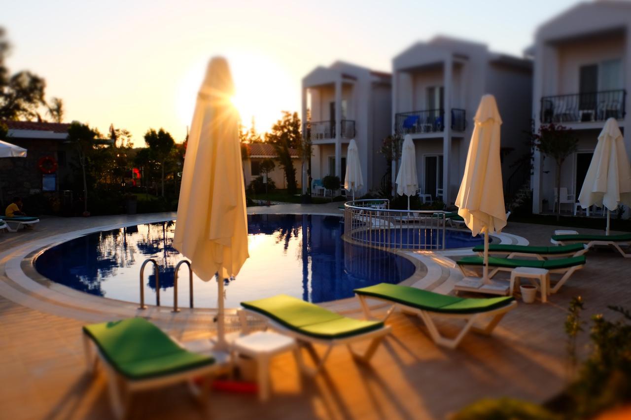 Kalina Hotel ダッチャ エクステリア 写真