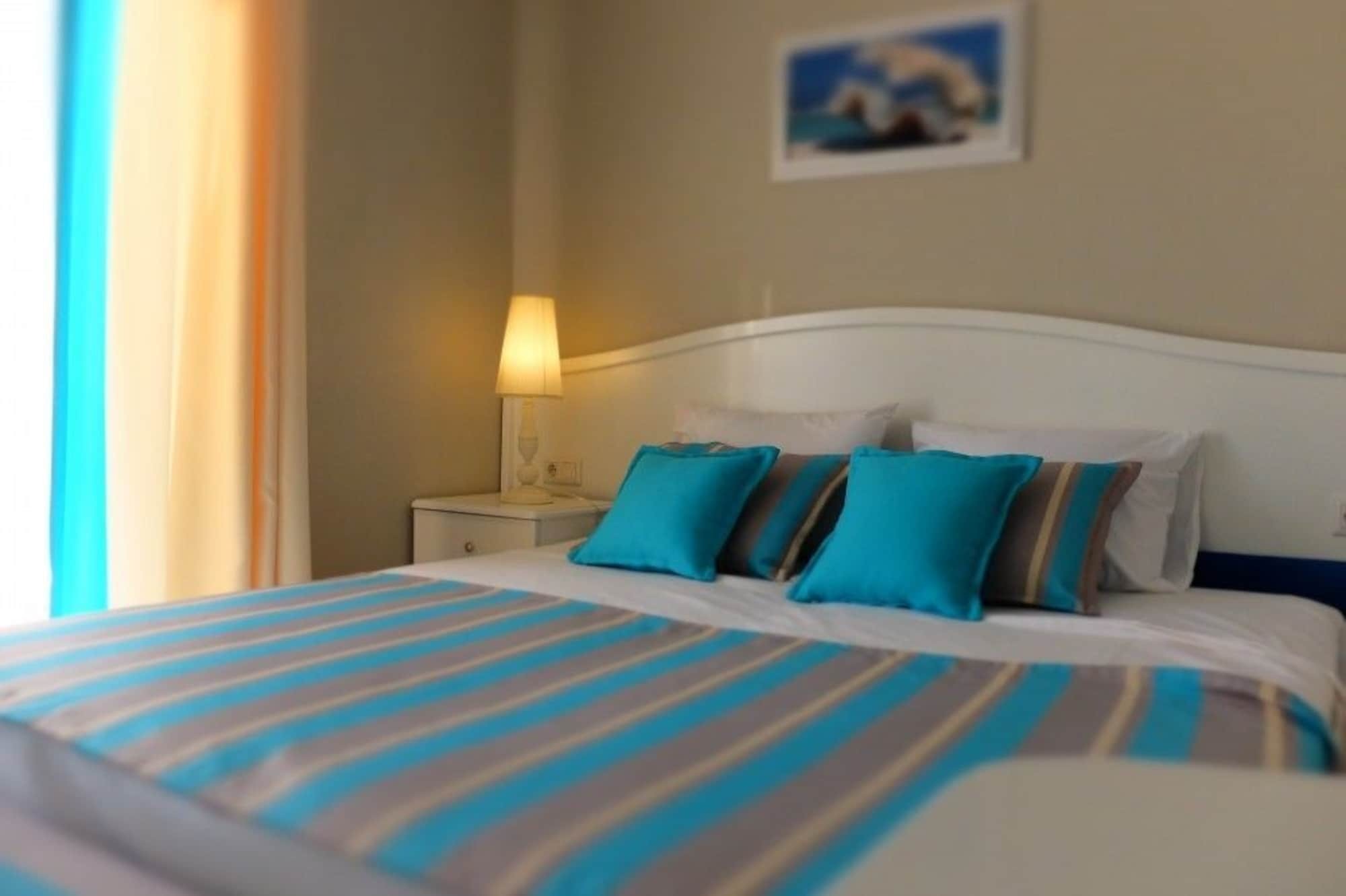 Kalina Hotel ダッチャ エクステリア 写真